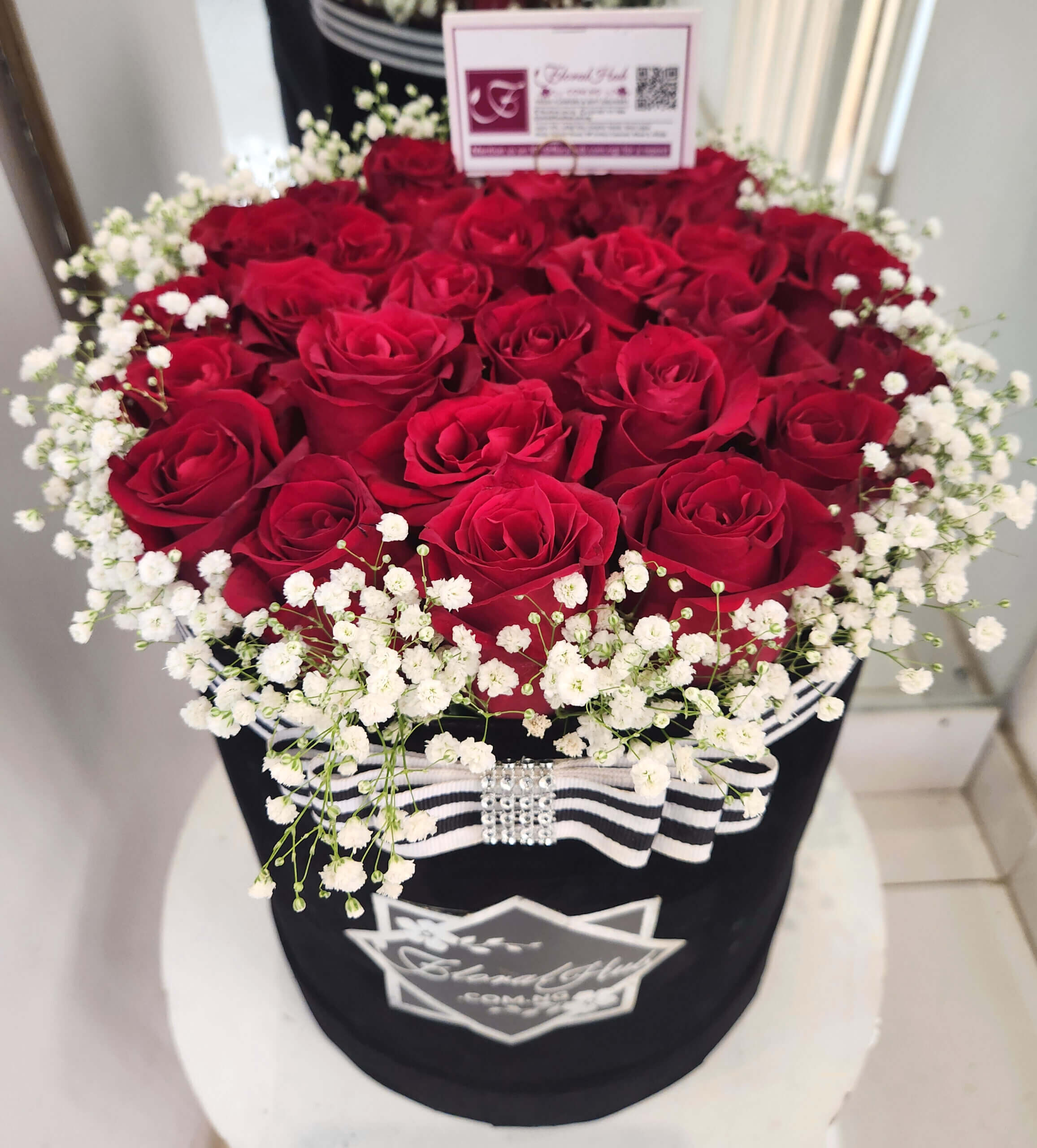 Red Roses- 50 Fresh Flowers- Beautiful Gift