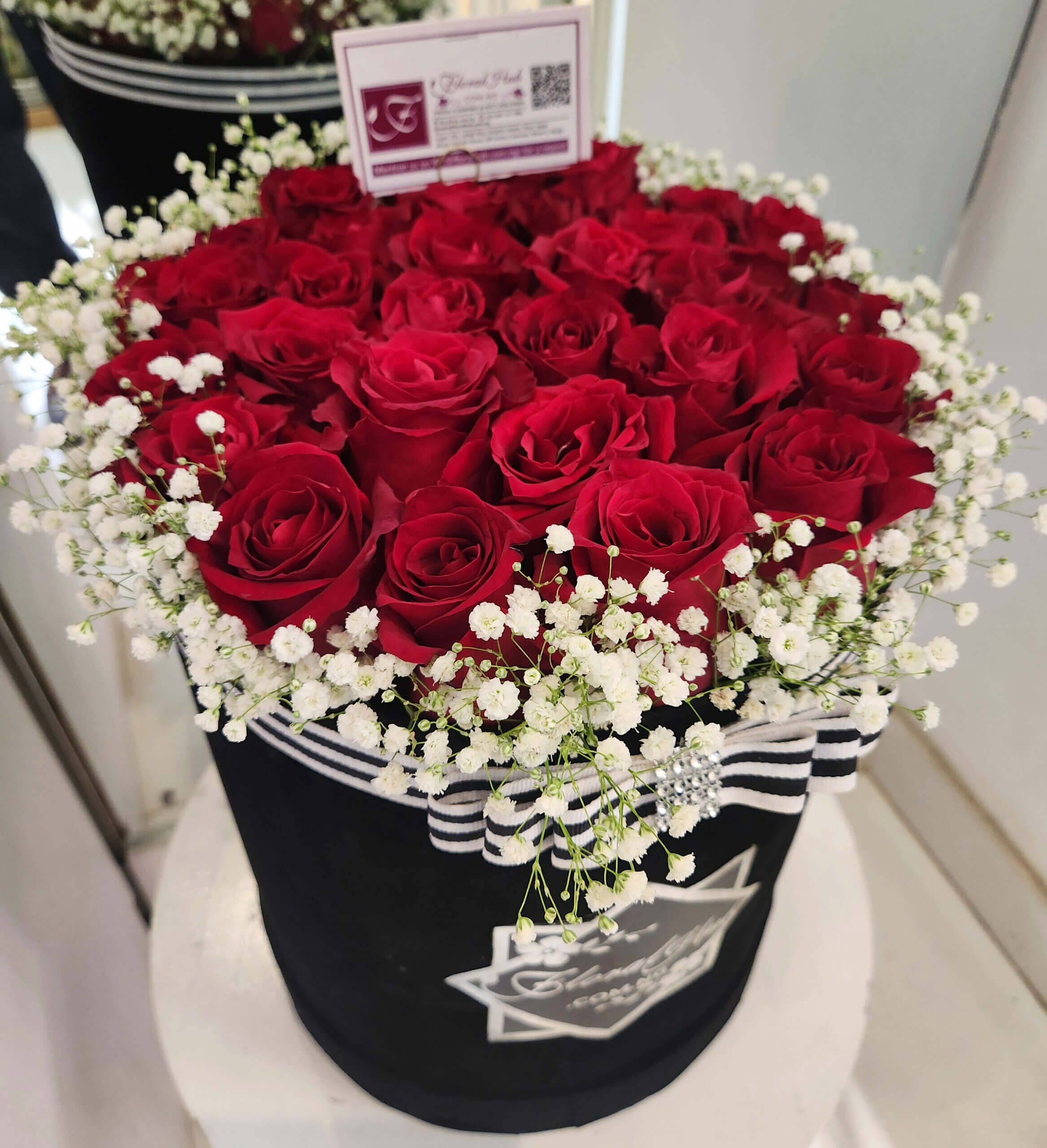 Roses and Million Stars Box