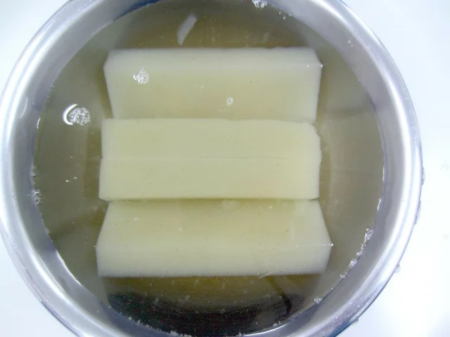 Agar