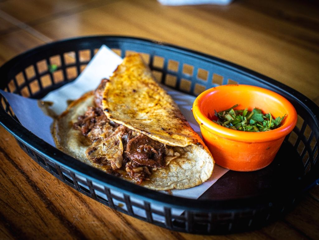 Taco de barbacoa de borrego