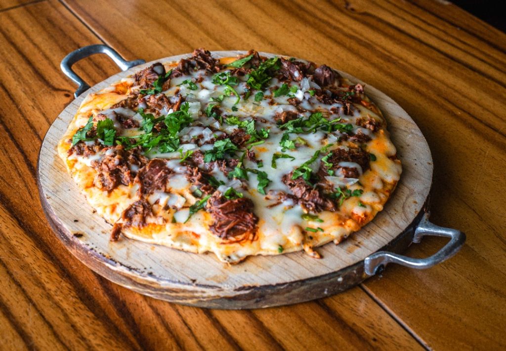 Pizza Birria