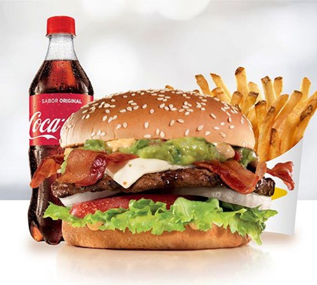 Combo Guacamole Bacon Burger.