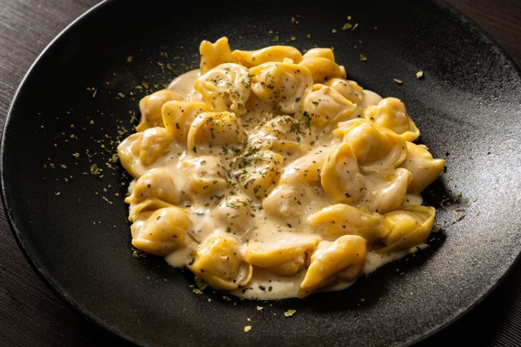 TORTELINI AL HORNO