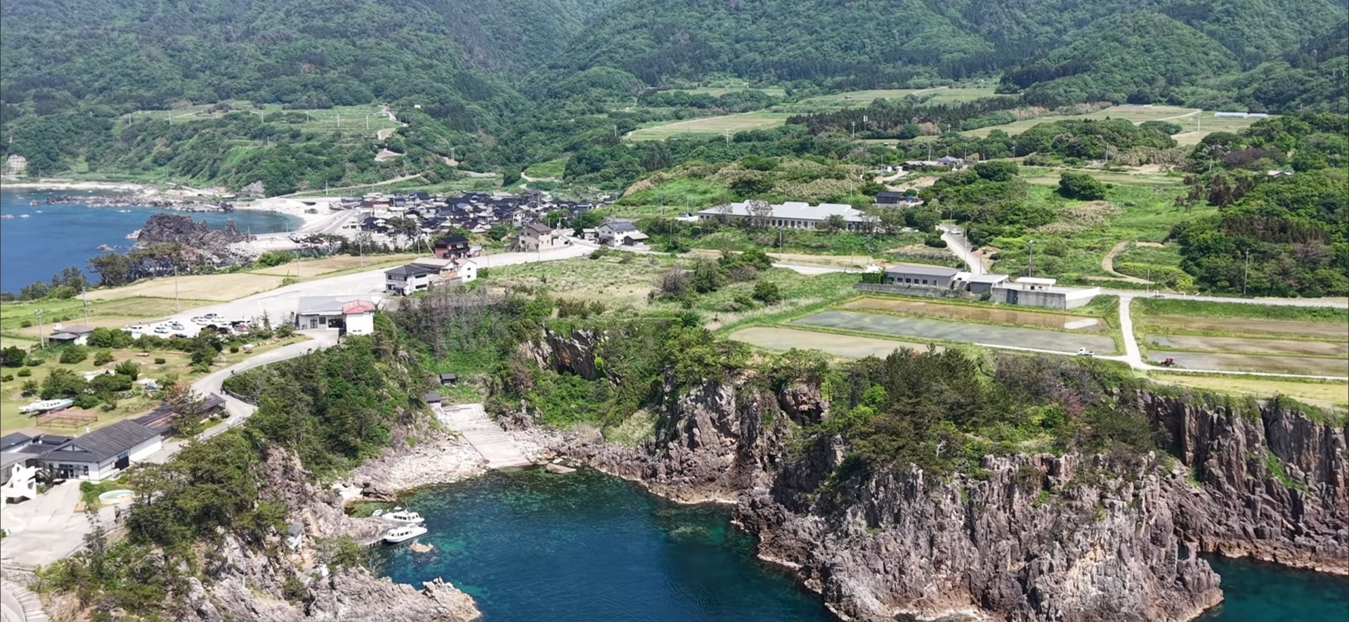 尖閣湾