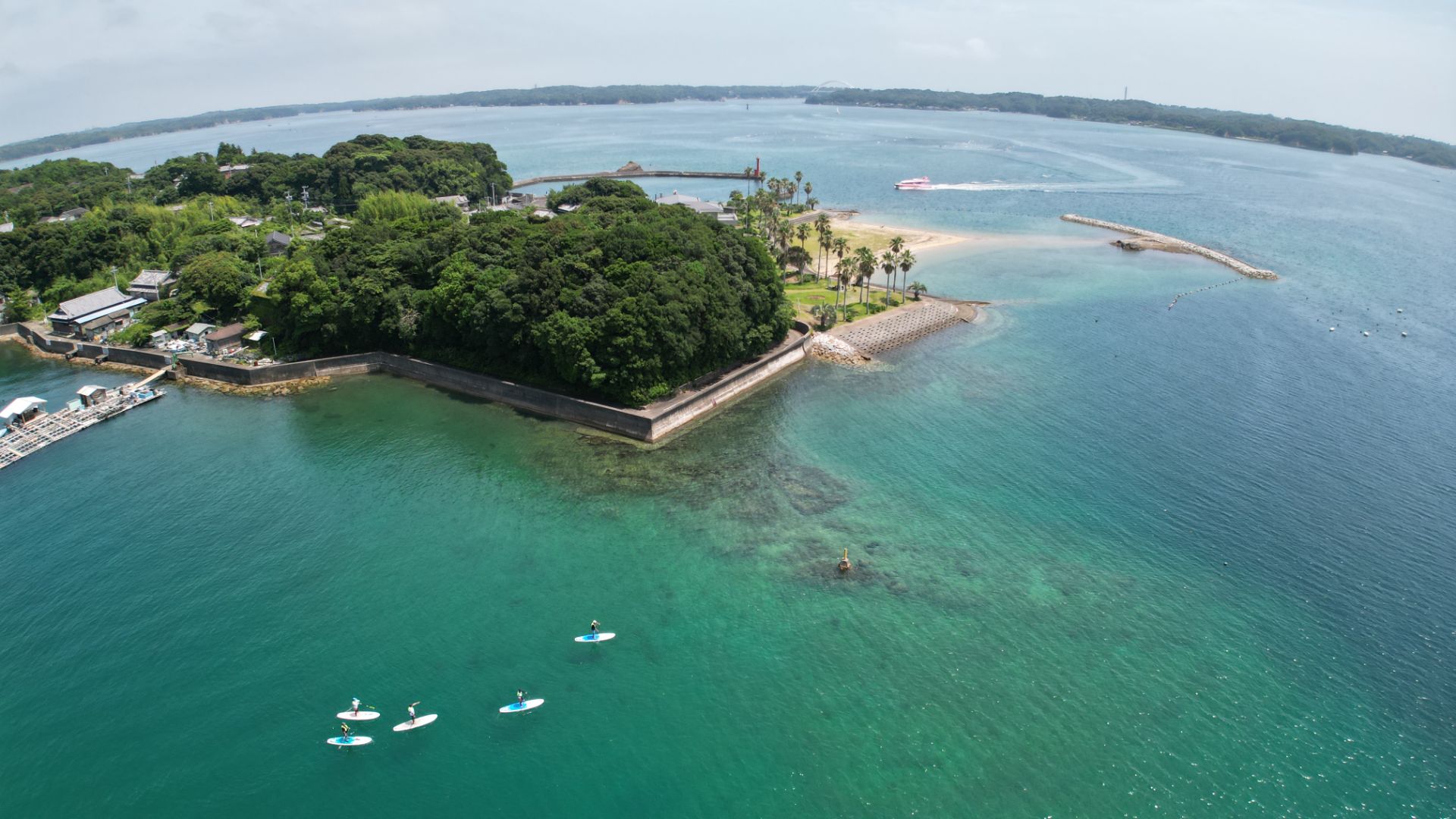 間崎島ビーチ
