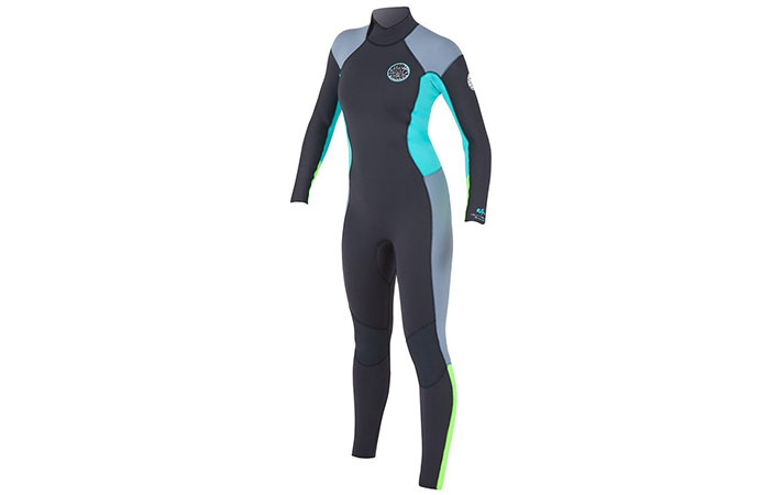 A full body 3mm women's wetsuit is a great choice for UK surfers