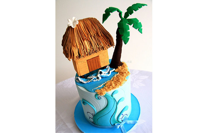 Surfing Cake 3 Bella Cupcakes