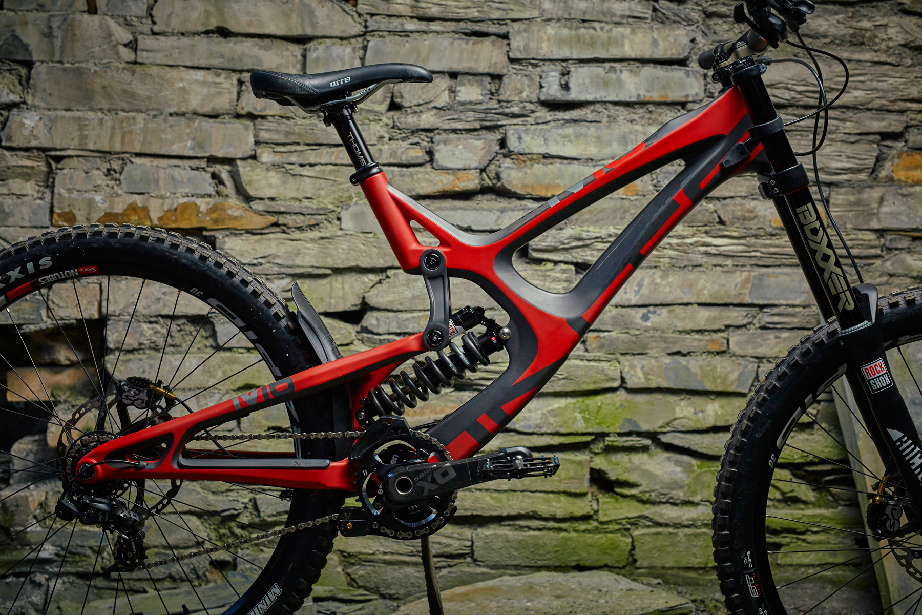 Intense M16 C - Dirt Intense M16 C - Dirt