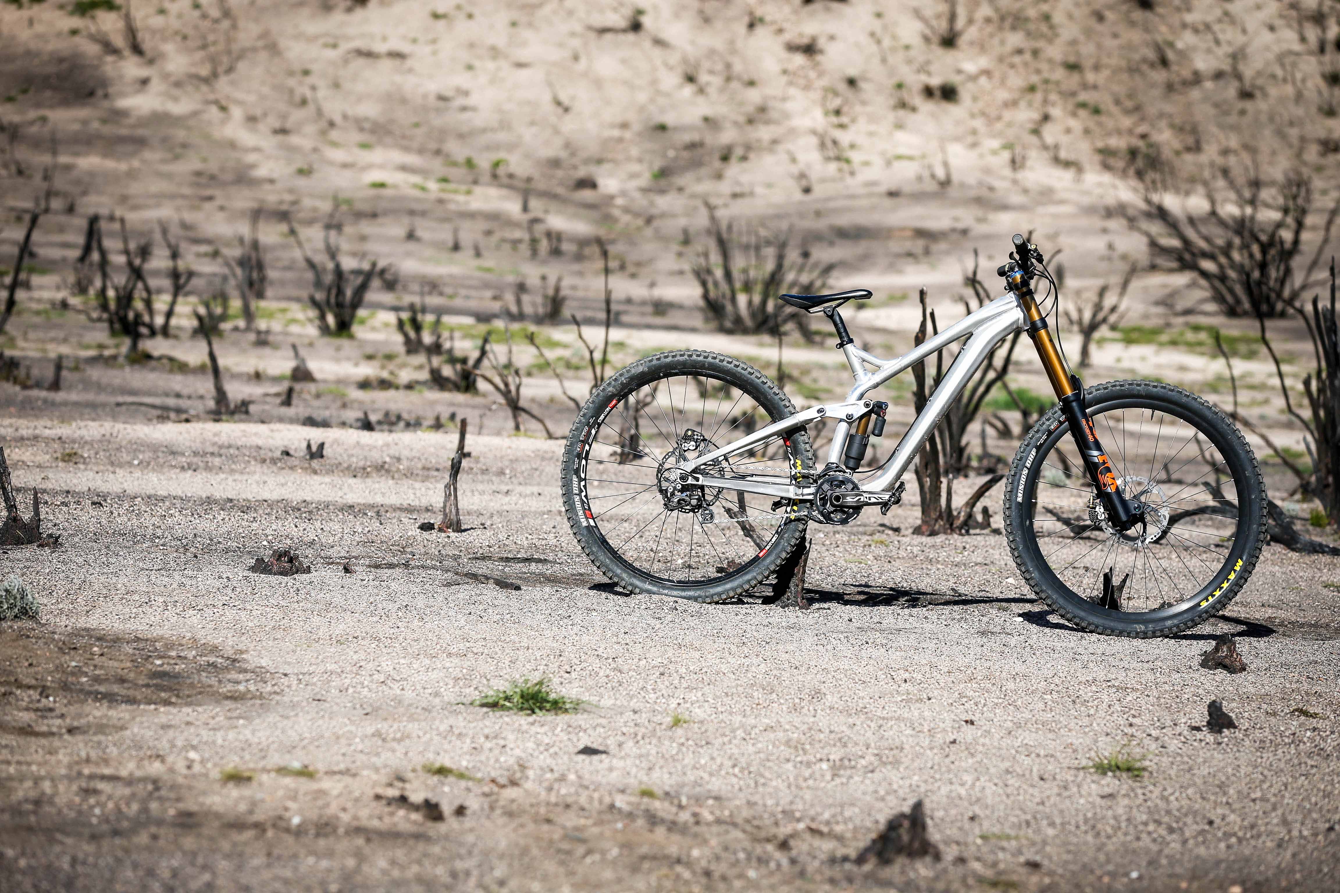 bike trek downhill