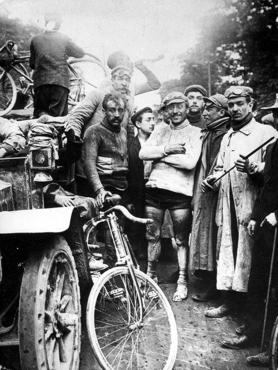 Maurice Garin, winner of the first Tour de France standing on the right. Photo: Wikipedia