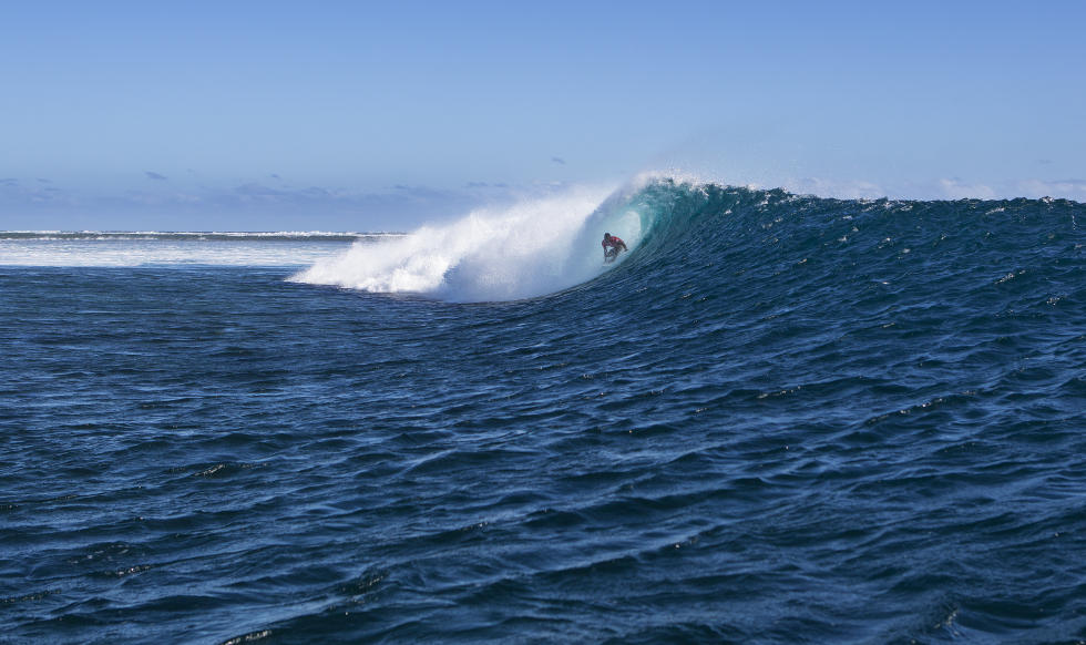 Michel Bourez, threading a little tube All Photos: ASP