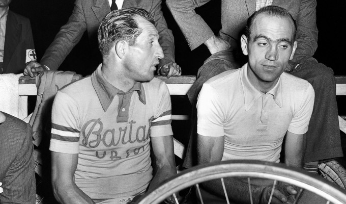 BARTALI KEEPS A CLOSE EYE ON COPPI