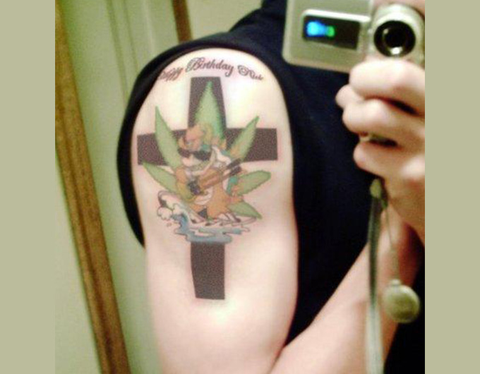 weed-smoking-tattoo