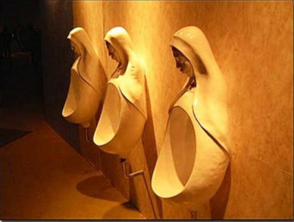 Crazy-Toilet-Customised-Urinal