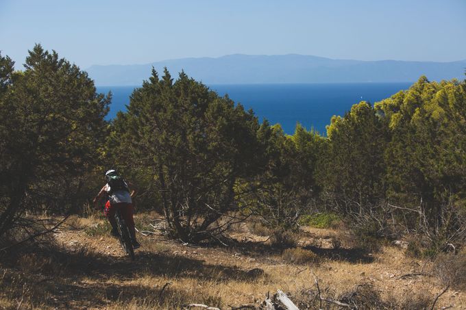 Mountain Biking in Greece Cal JelleyGreeceMpora-5695