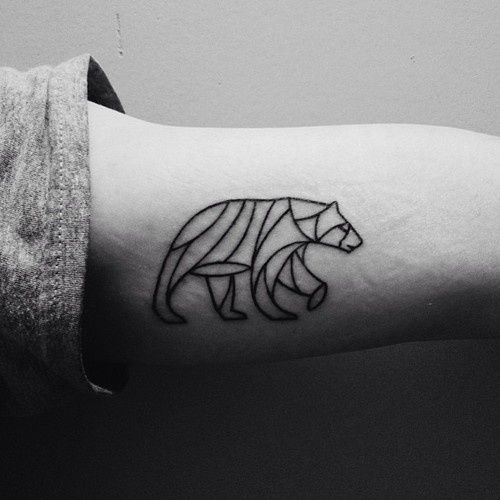 bear tattoo strepik