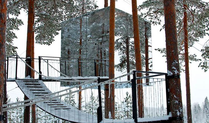 Tree Hotel Mirror Cube Sweden