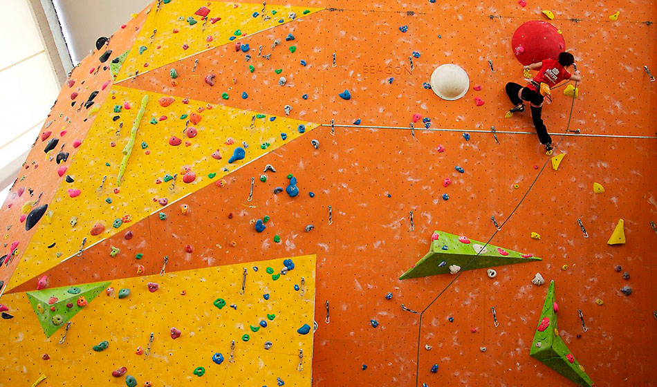 Climbing Walls in London | The Best Indoor Climbing Centres in the Capital