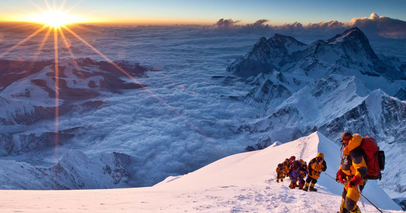 Mountaineering Books Everest Movie Into Thin Air Jon Krakauer