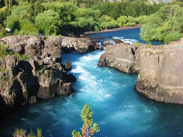 The Futaleufu River, Chile - White water rafting holidays