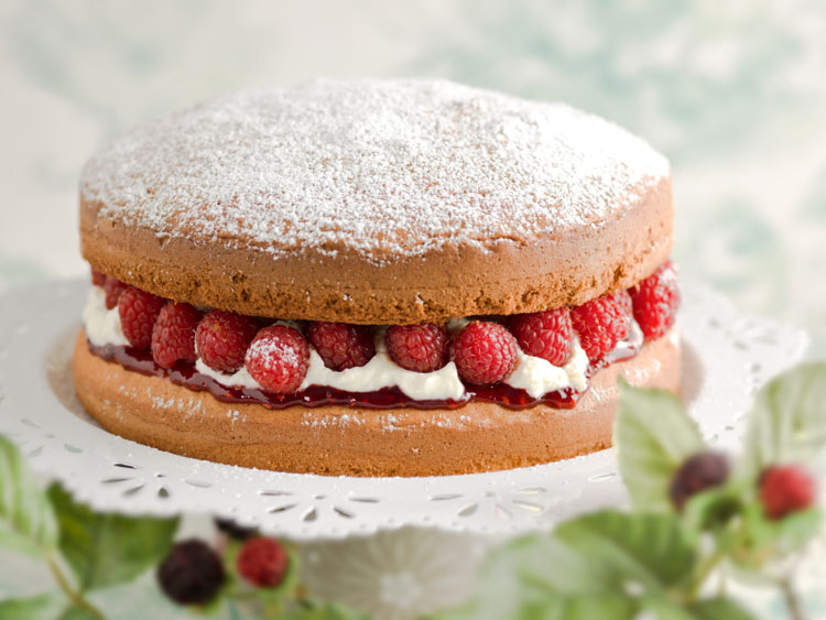 Cake UK English Victoria Sponge