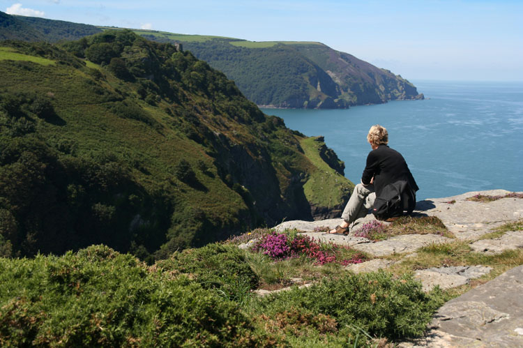 Hiking Cornwall Hills UK Devon