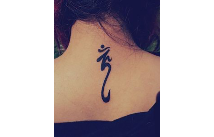 50 Small Tattoos With Big Meanings - Tiny Tattoo Ideas | YourTango