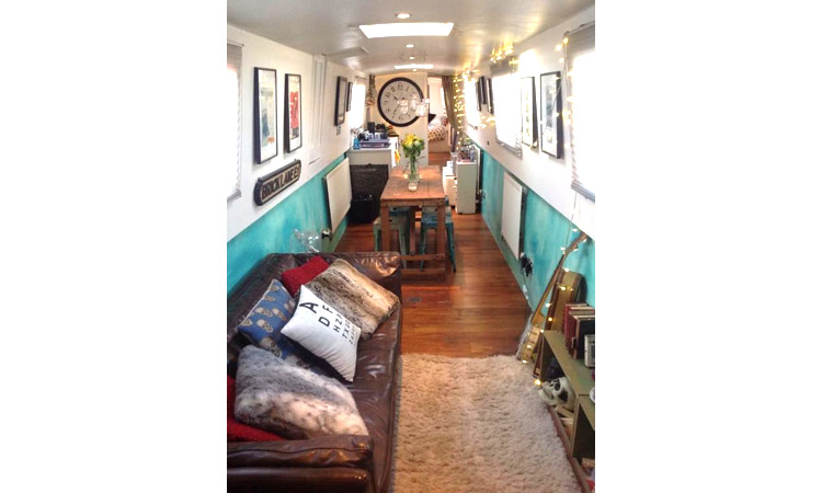 House Canal Narrow Boat Interior Apolloduck via. Pinterest 2