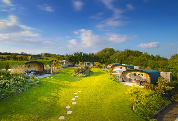 Atlantic Surf Pods are a great glamping option for surfers visiting Cornwall. Credit goglamping.net