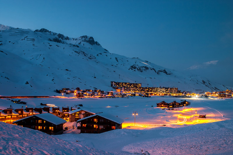 Best-Snowboarding-Resorts-Skiing-Beginners-Europe-Val-DIsere-Tignes-Espace-Killy-France.jpg