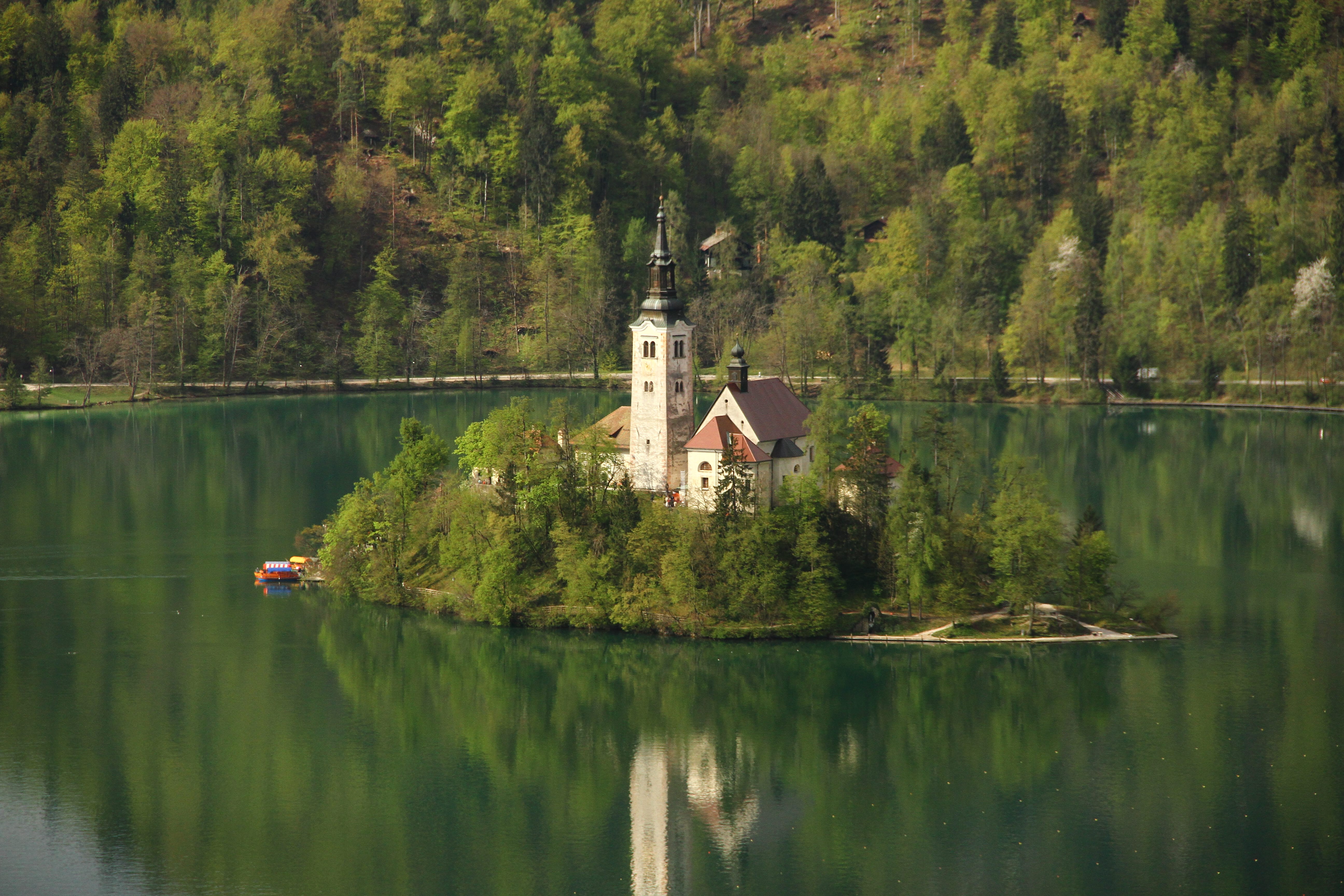 Paddleboarding in Slovenia| Mpora goes SUPing with Sipa Boards