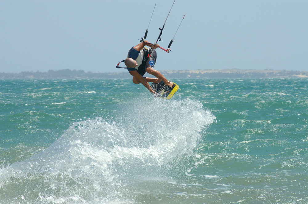 Kitesurfing In Vietnam