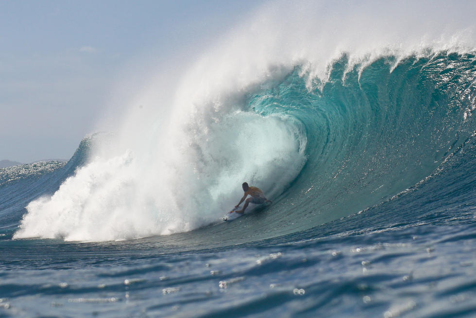 Surfing For Beginners: Mick Fanning at the 2015 Billabong Pipeline Masters