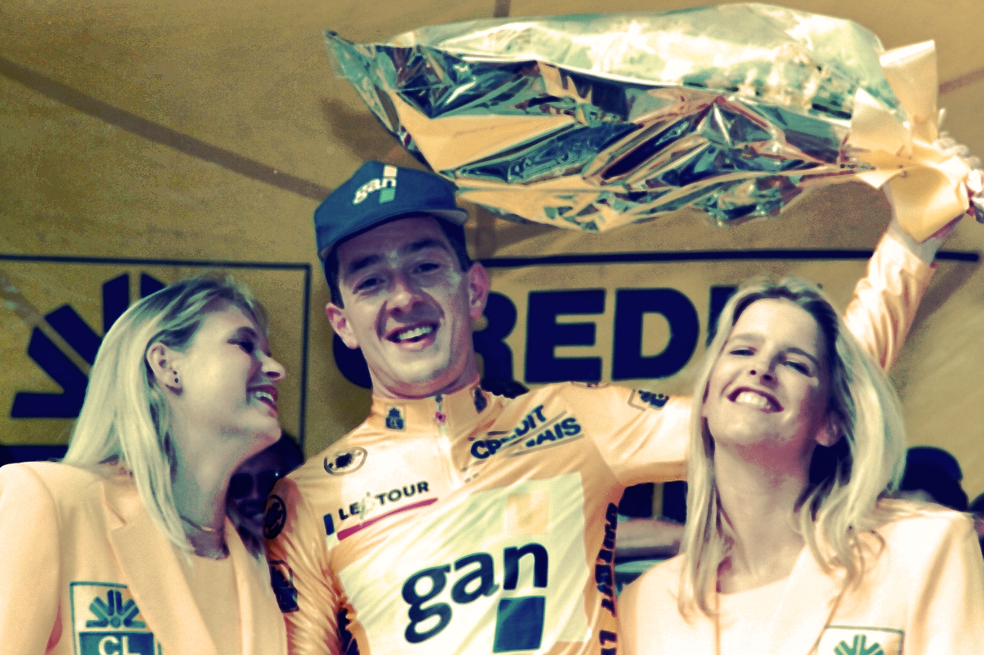 Chris-Boardman-yellow-jersey-Tour-de-France-1994-pic-Sirotti