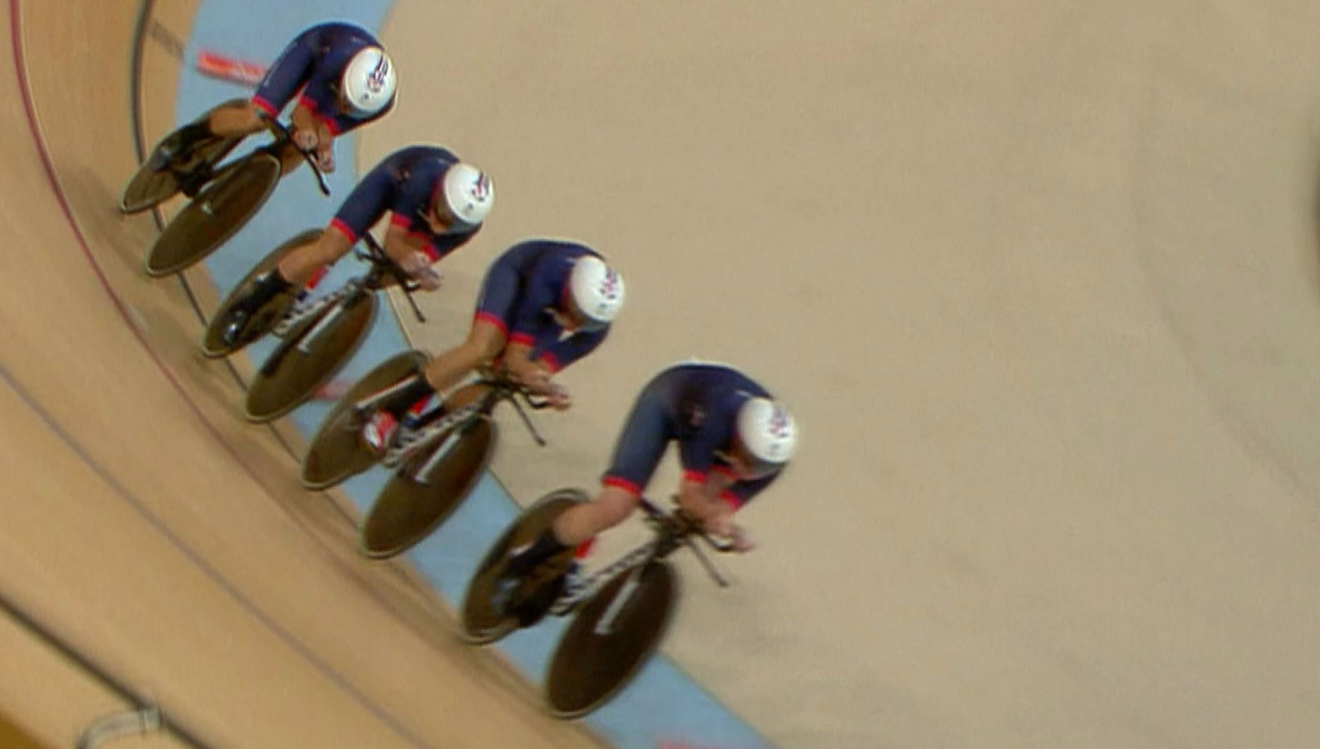 Rio-2016-Cycling-Track-Womens-Team-Pursuit-Gold-Medal-Winners-Laura-Trott-and-co