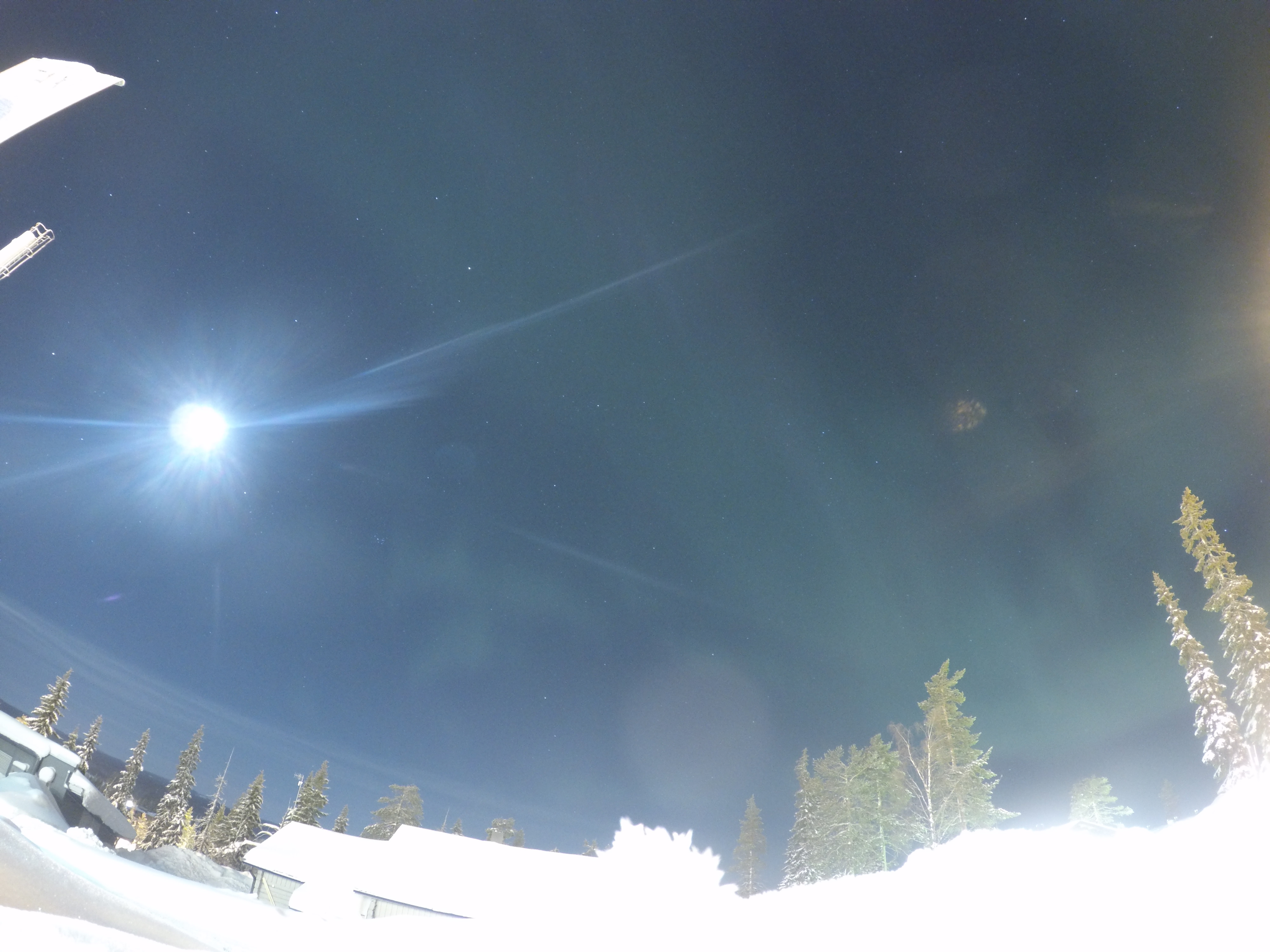 How to Shoot Pictures of the Northern Lights With a GoPro 3