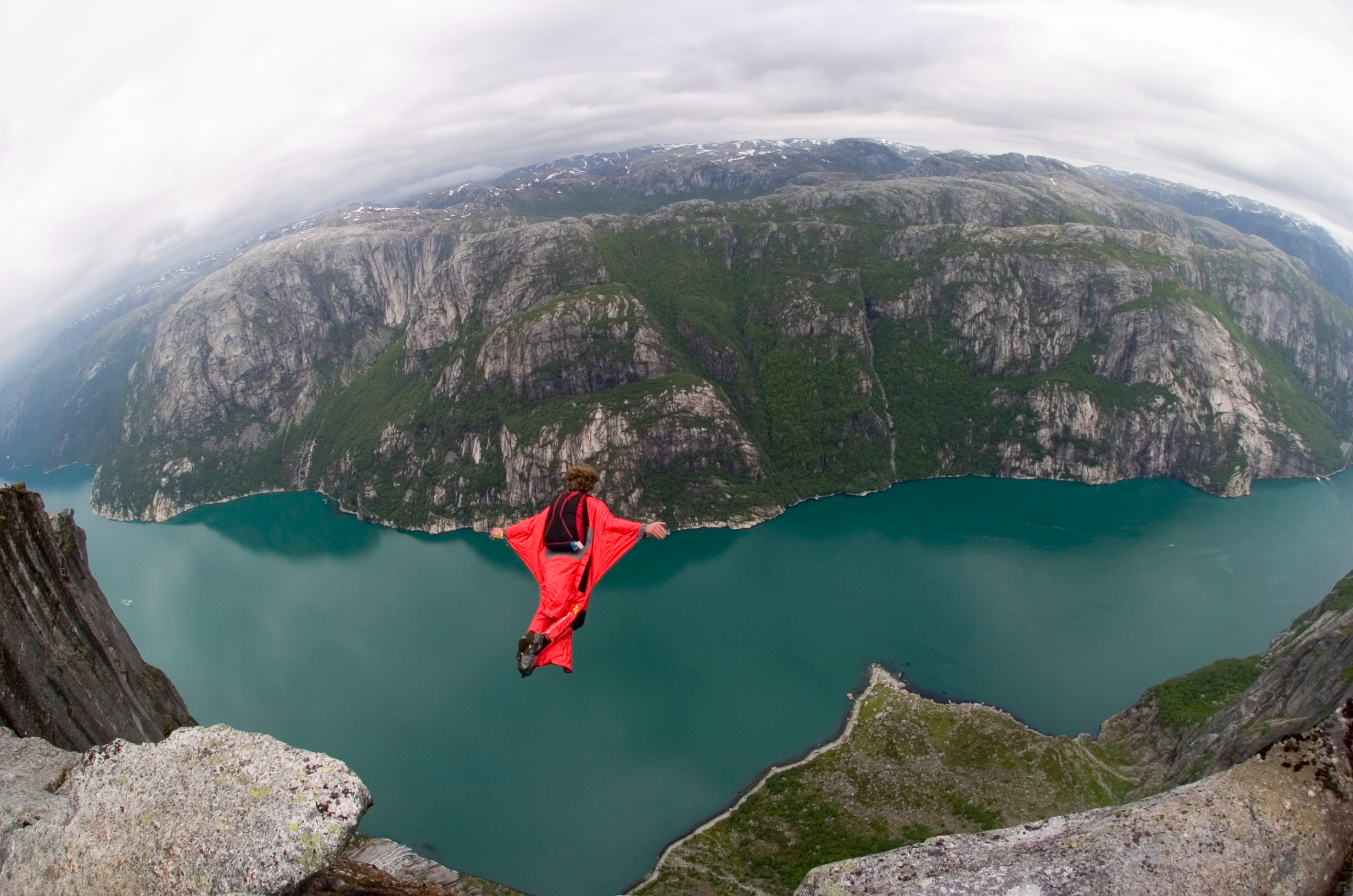 Chamonix bans wingsuit flying for six months