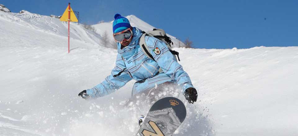 Fancy a pre-season snowboard trip to Italy? Passo Tonale is ideal - Photo: hotellatorretta.com