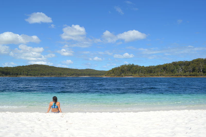 van-life-couple-survival-tips-australia-beach