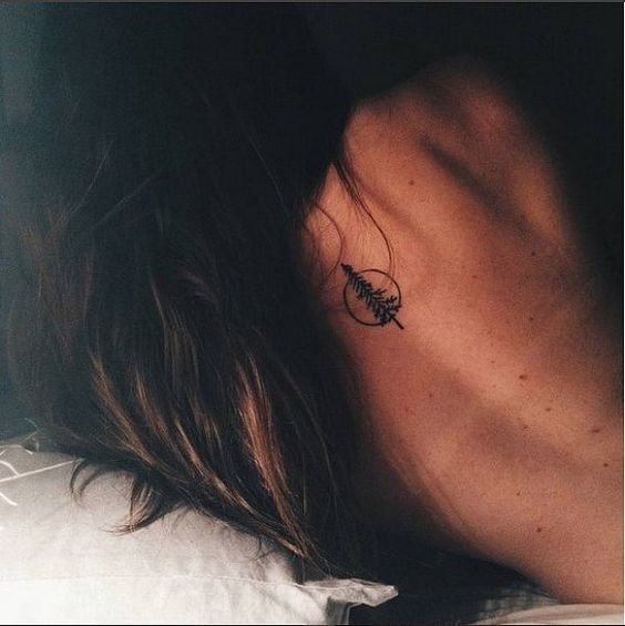 48 Unique Small Tattoos & the Meaning Behind Them | Aliens Tattoo - Blog