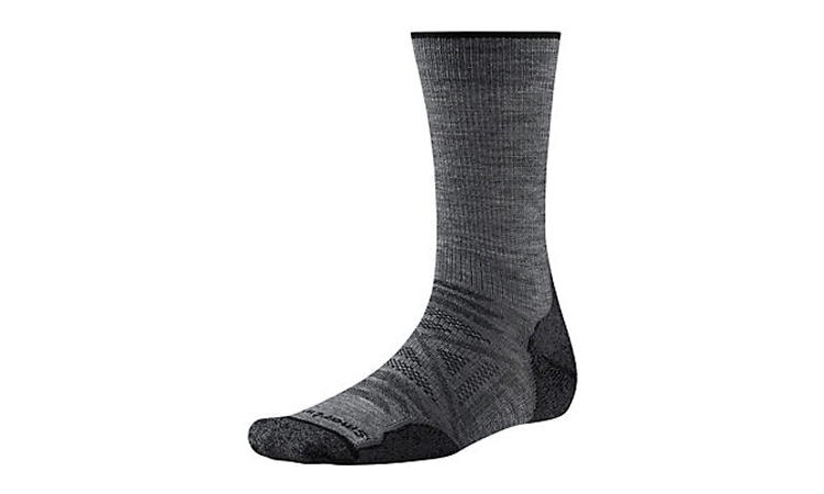 hiking-socks-gear-smartwool-mens-phd-outdoor-light-crew