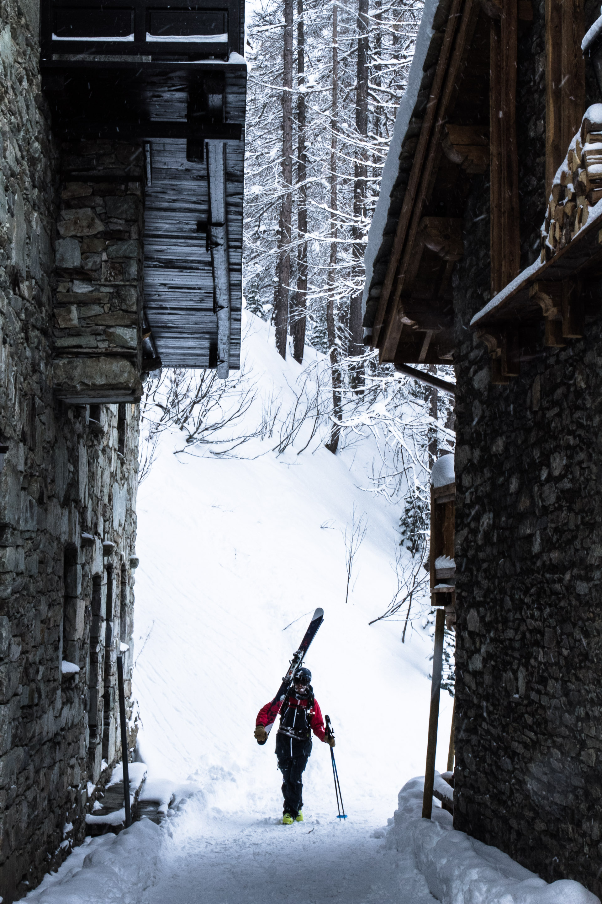 ski-touring-in-france-st-foy-val-disere-skiing-6