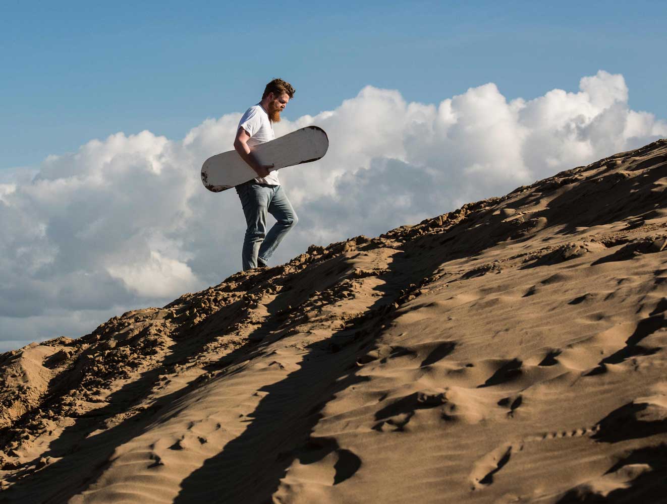 great-british-adventure-leant-to-sandboard-in-devon