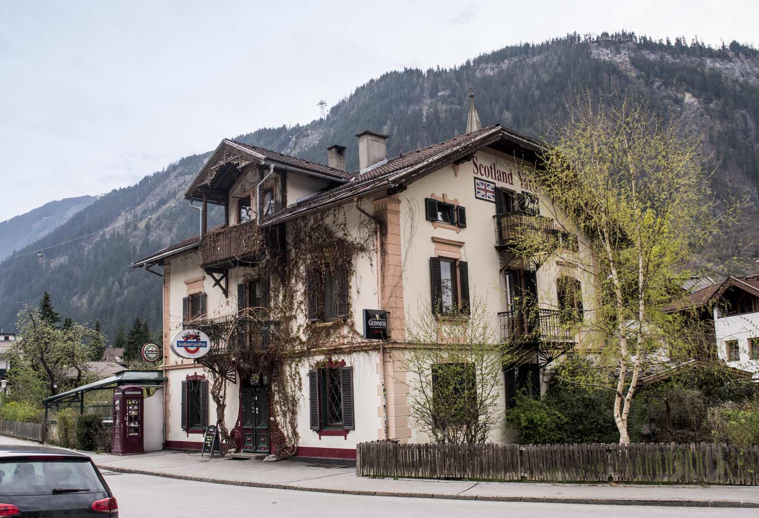 The Scotland Yard pub is a must when you're in Mayrhofen - Photo: James Renhard / Mpora