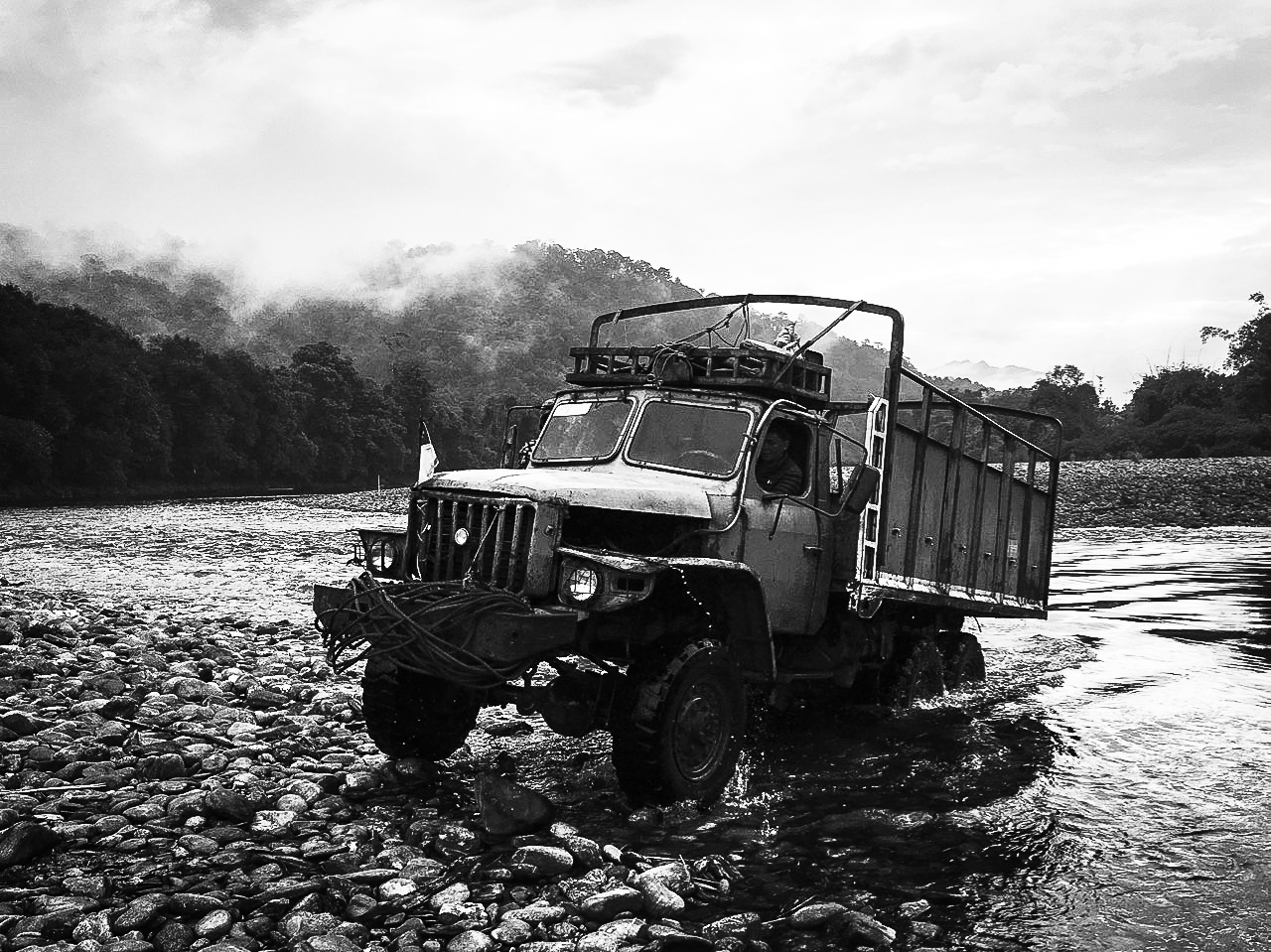 Travelling-in-Burma-Kachin-Province-Motorbike-Travel