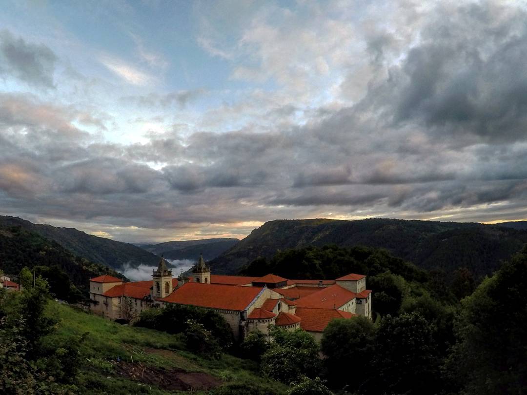 parador de santo estevo hotel galicia sil river canyon