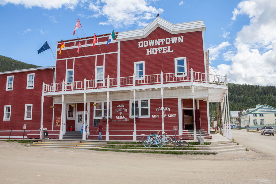 downtown-hotel-yukon-canada