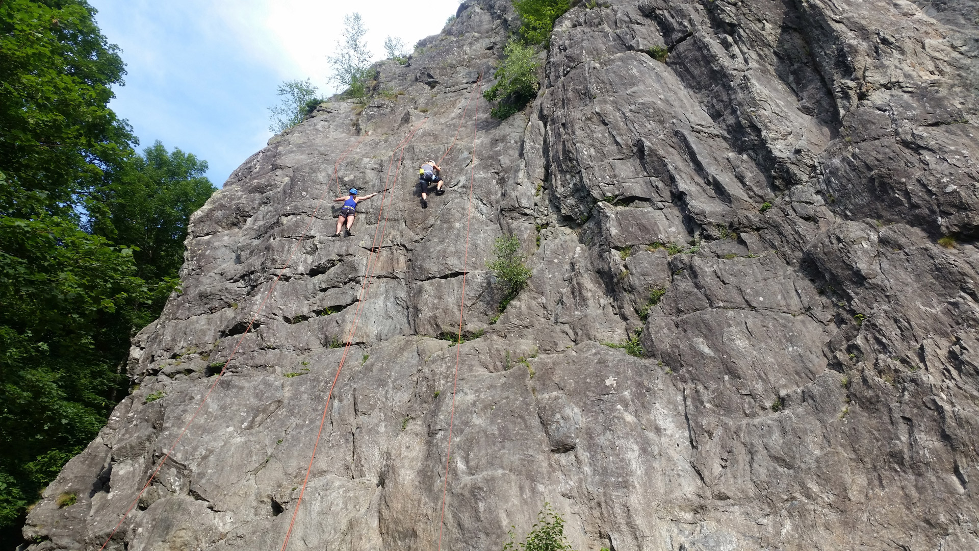 Abi shifting indoor climbing techniques to the outdoors — five climbs at Les Gaillands before setting of for the refuge 