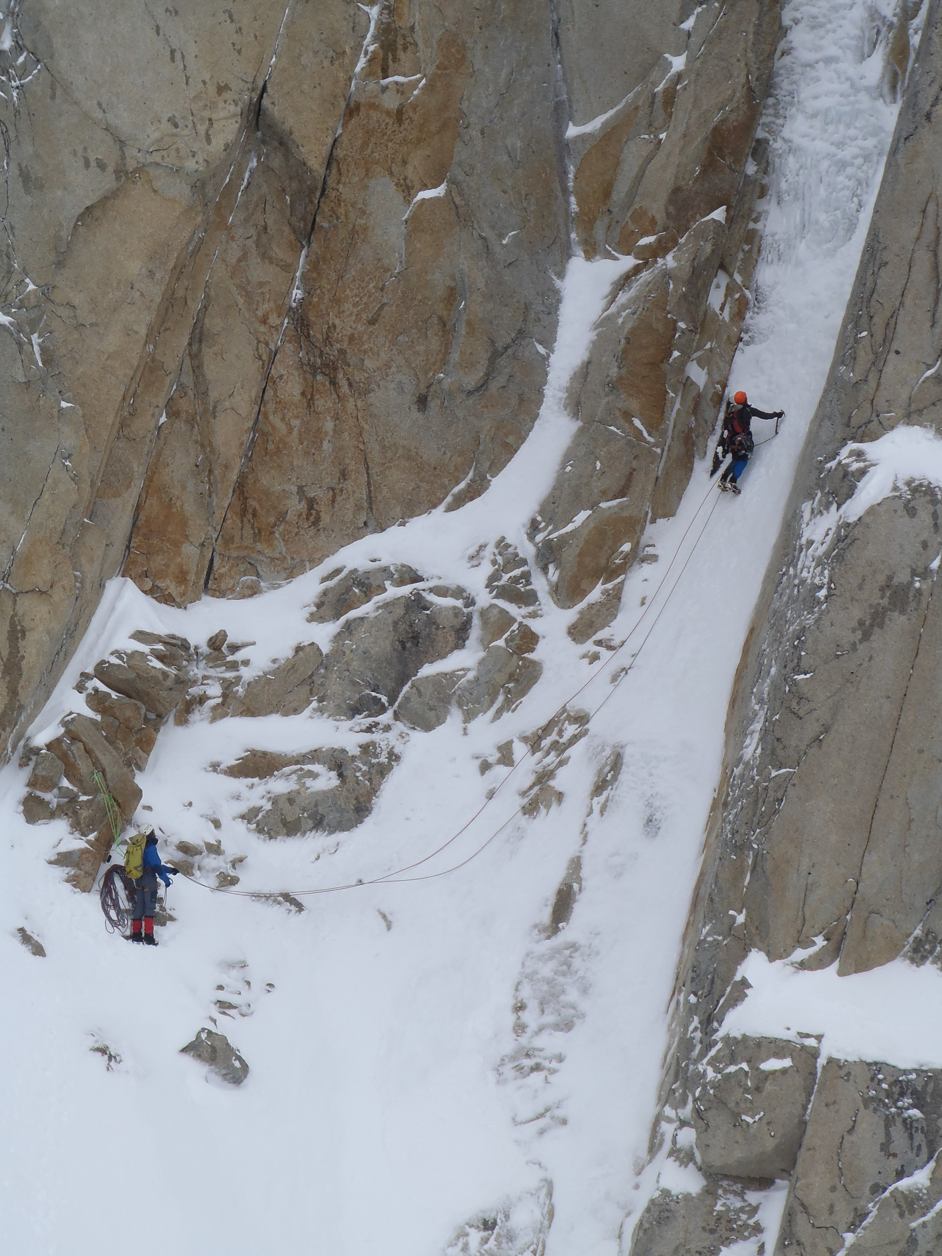 Pete Graham leading a pitch in Patagonia