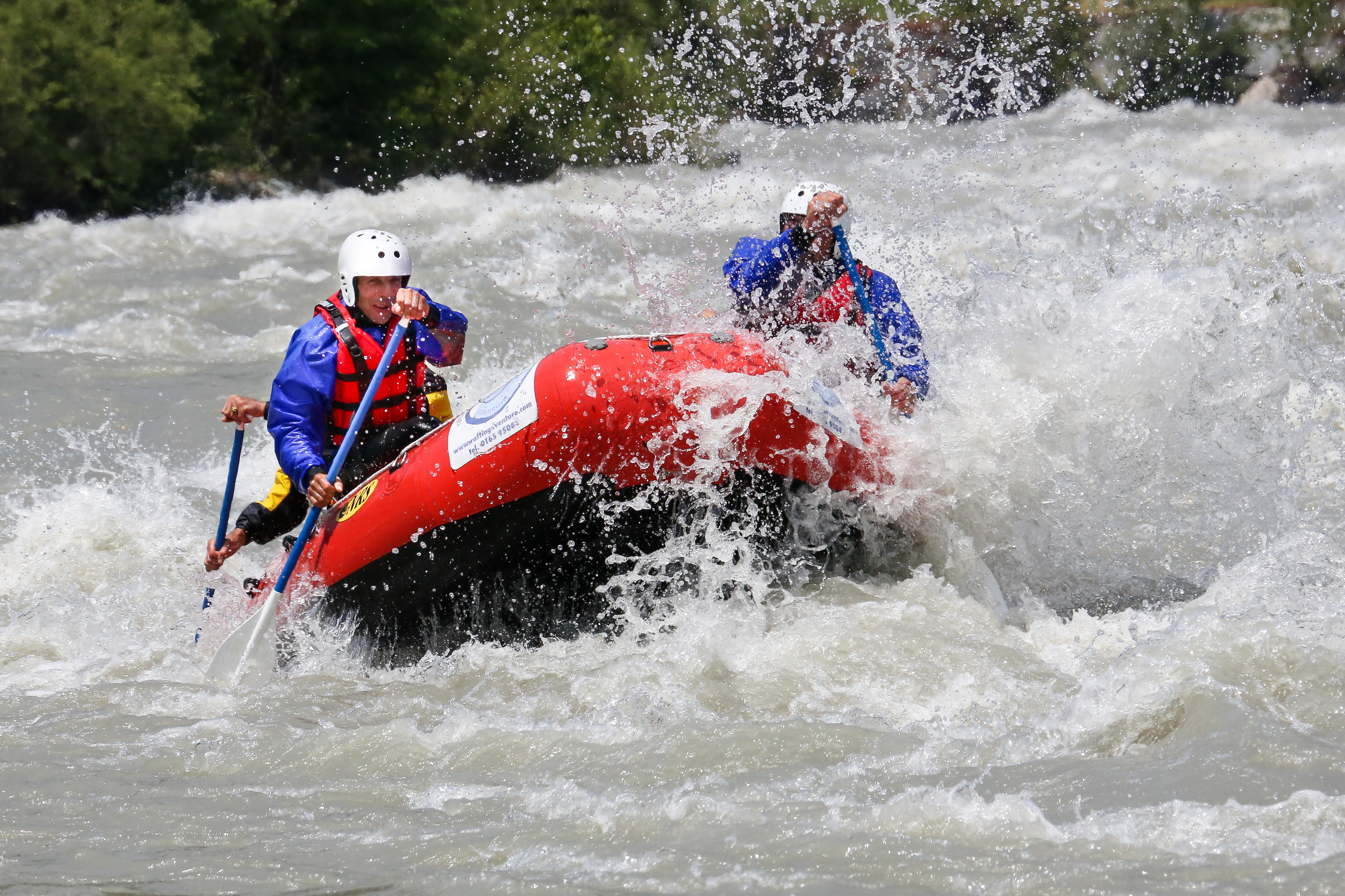 valle-daosta-rafting-sulla-dora-a-villeneuve-credit-foto-enrico-romanzi-8245